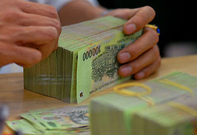 Vietnam bond yields hit record lows, market grows fast